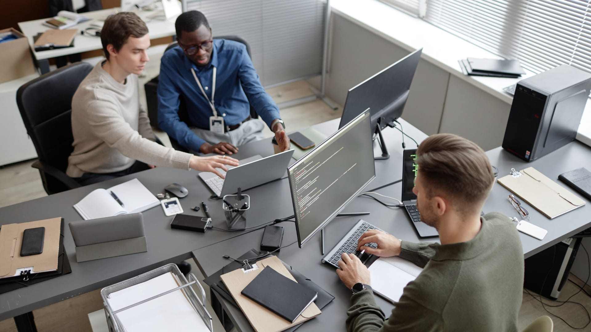 Cybersecurity Compliance for Canadian Businesses: SOC 2, PIPEDA, and Beyond